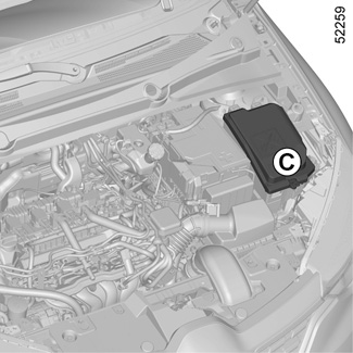 Renault Arkana (2021-2022) – boîte à fusibles et relais